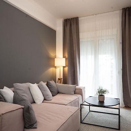 Black Pearl Apt In Koukaki Atenas Exterior foto