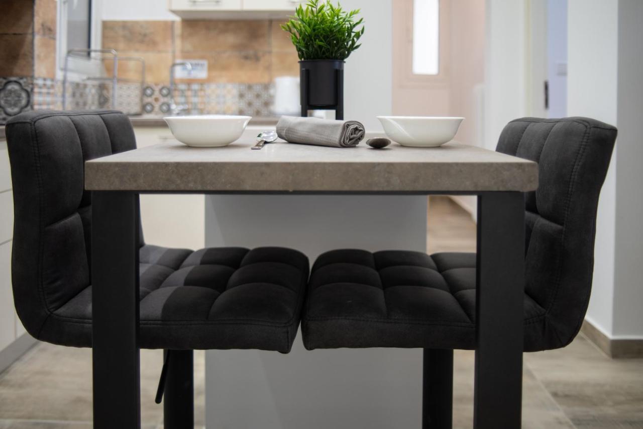 Black Pearl Apt In Koukaki Atenas Exterior foto