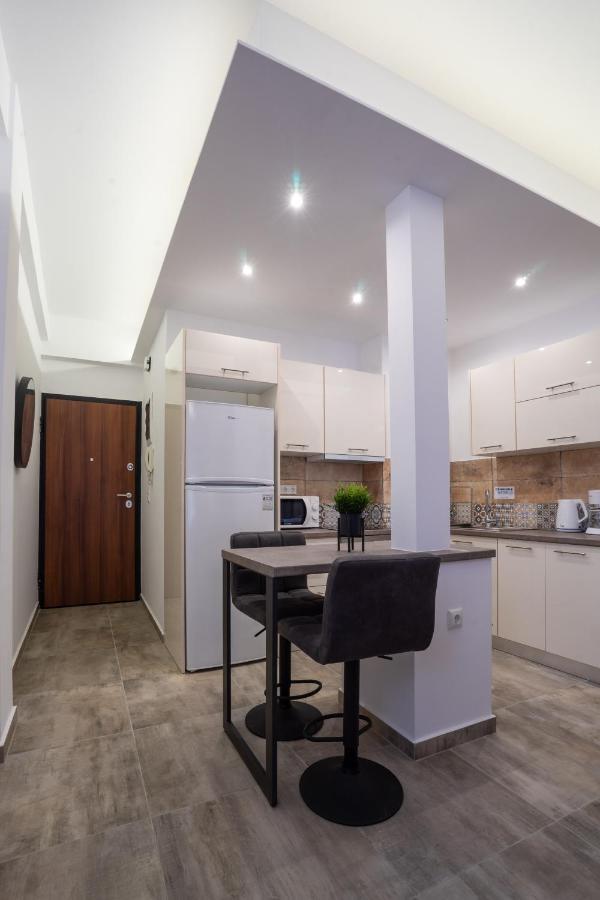 Black Pearl Apt In Koukaki Atenas Exterior foto